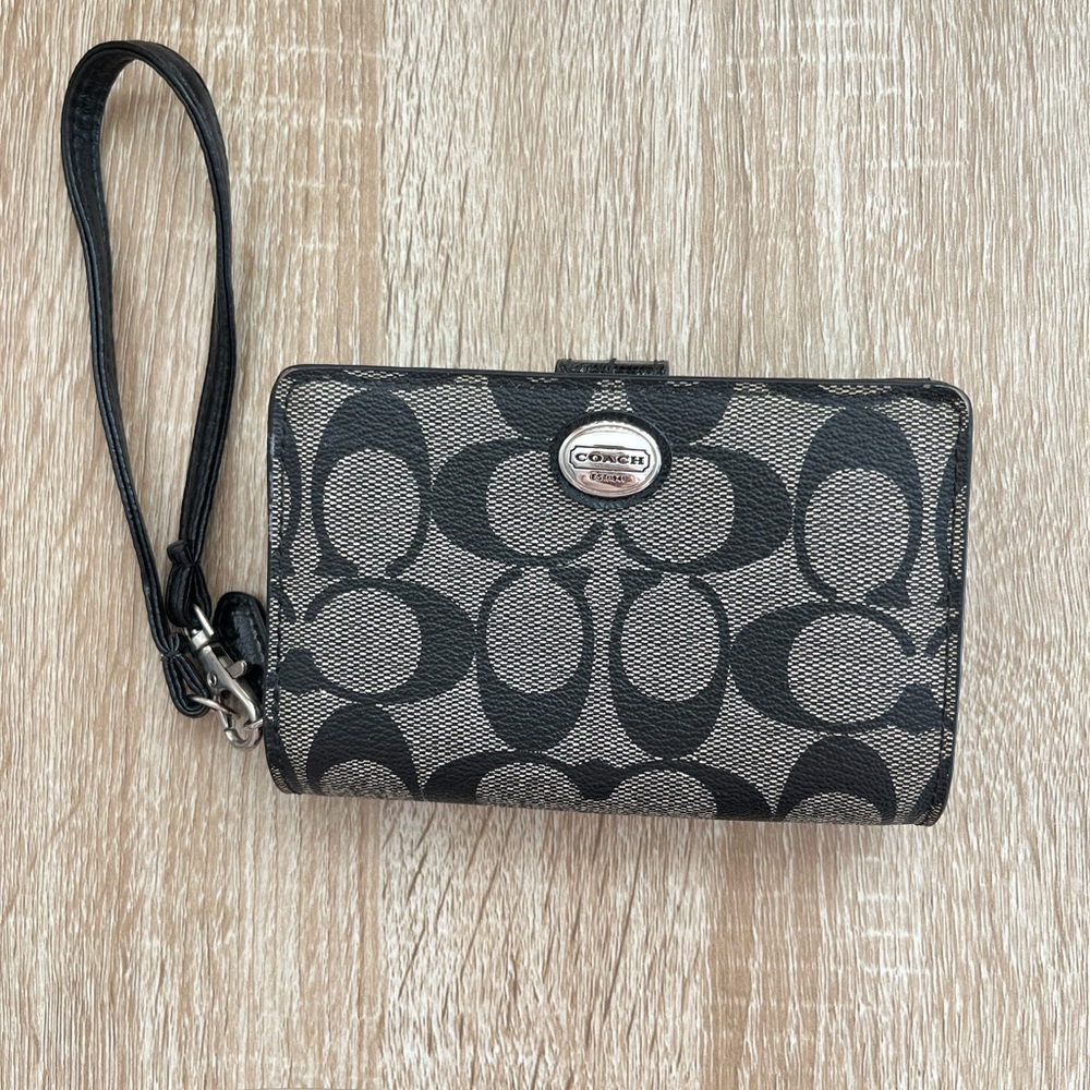 Coach Black/Gray Small Folding Wristlet Wallet with Signature Design